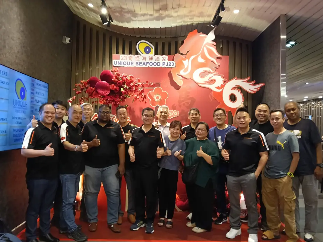The INNEOVA Malaysia team together at an event