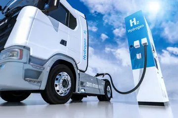 Hydrogen truck charging