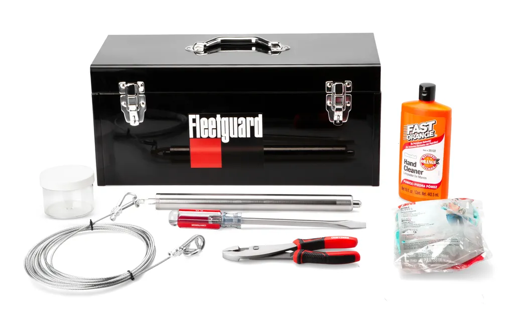 Fleetguard CC2523