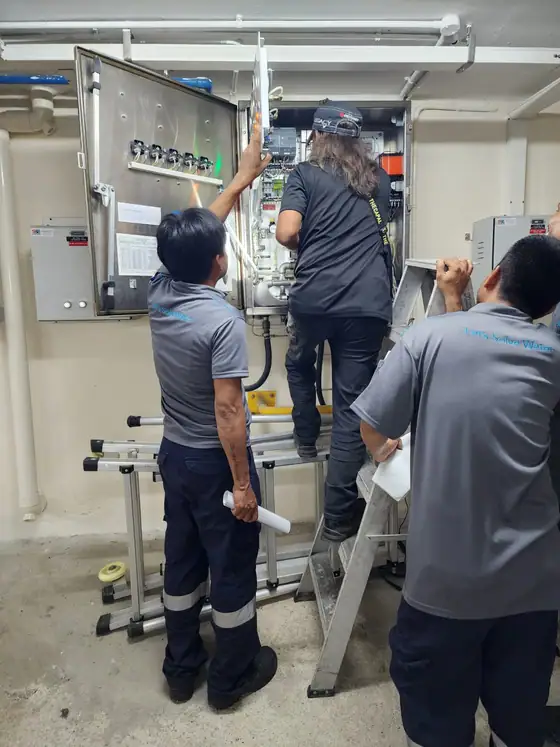 Field service on a pump system
