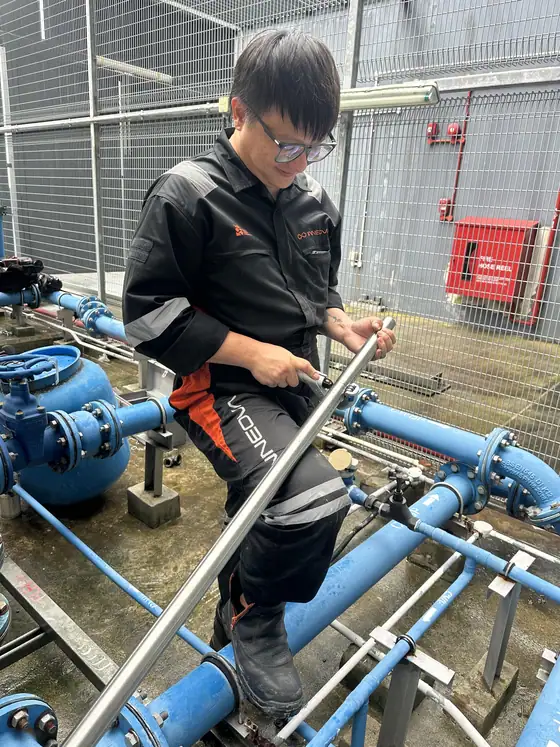 Field service on a pump system