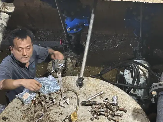 Field service on a pump system